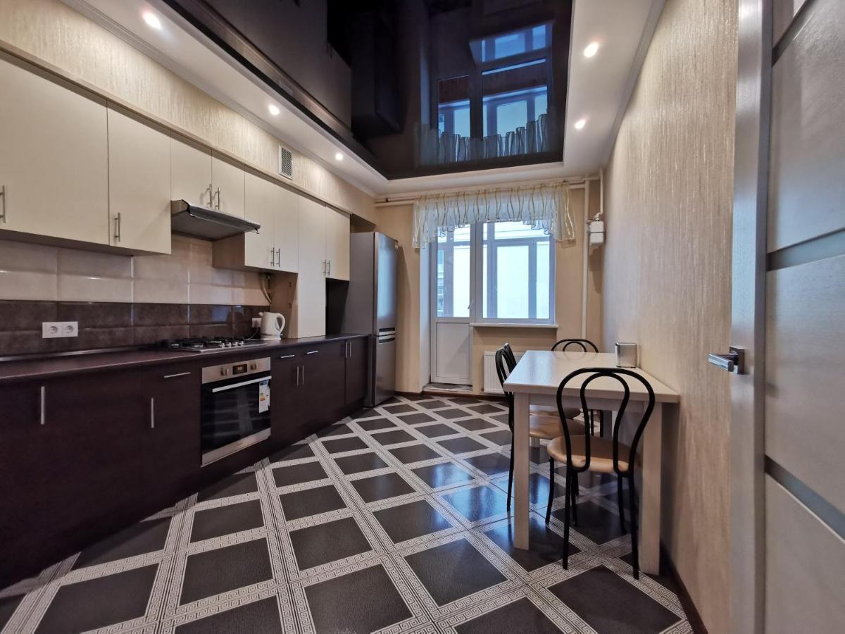 Chernigov City Apartments Na Peremohy Exterior foto